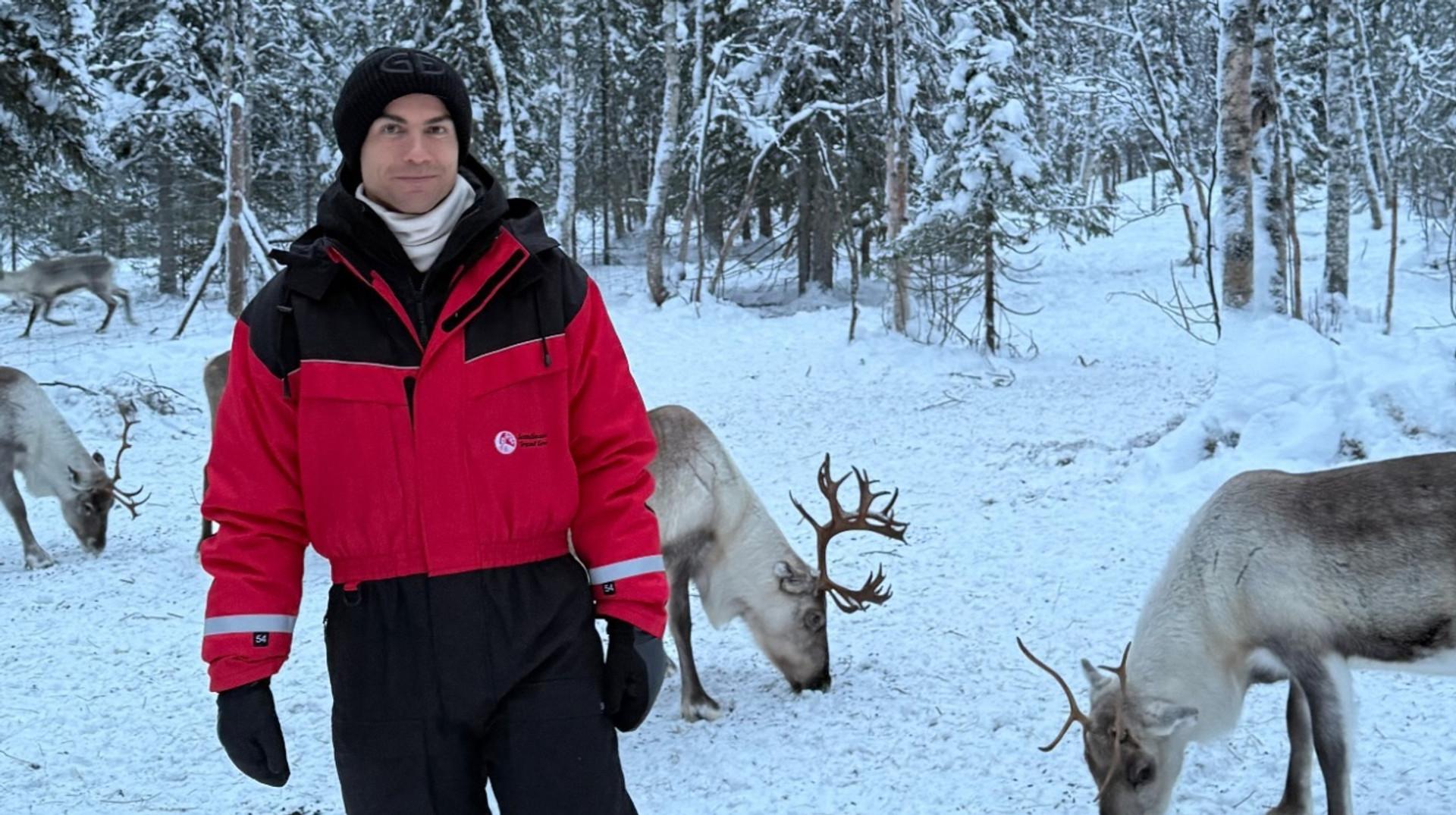 Gifts, reindeer, and plenty of snow: Ronaldo visited Santa Claus's residence with his kids.