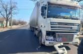 A truck collided with a Toyota while changing lanes in Mykolaiv (photos included).