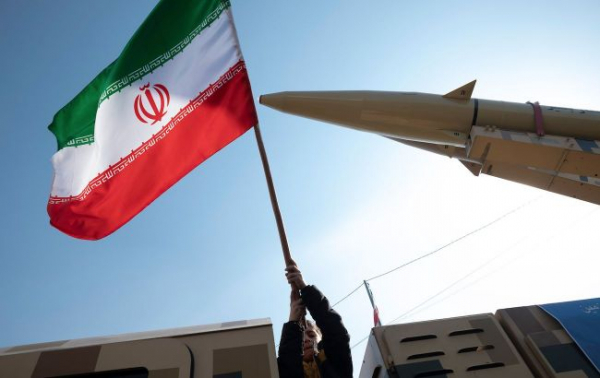 Іран погрожує завдати ще більшого удару, якщо Ізраїль помститься за атаку