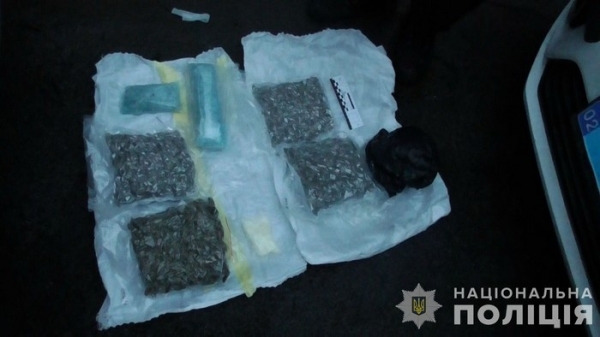 Поліція Вінниччини припинила діяльність міжрегіонального наркоугруповання з мільйонними оборудками